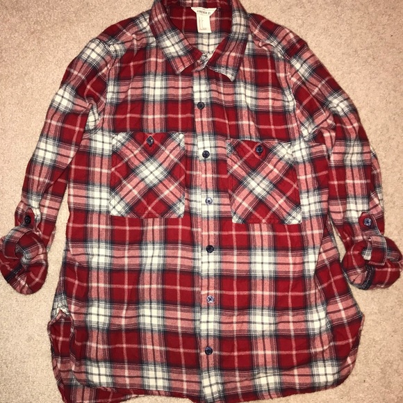 Red flannel button down shirt - Picture 4 of 5